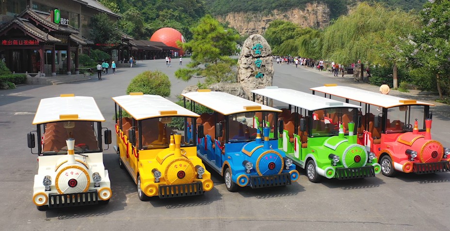 湖南云台山旅游景区观光小火车